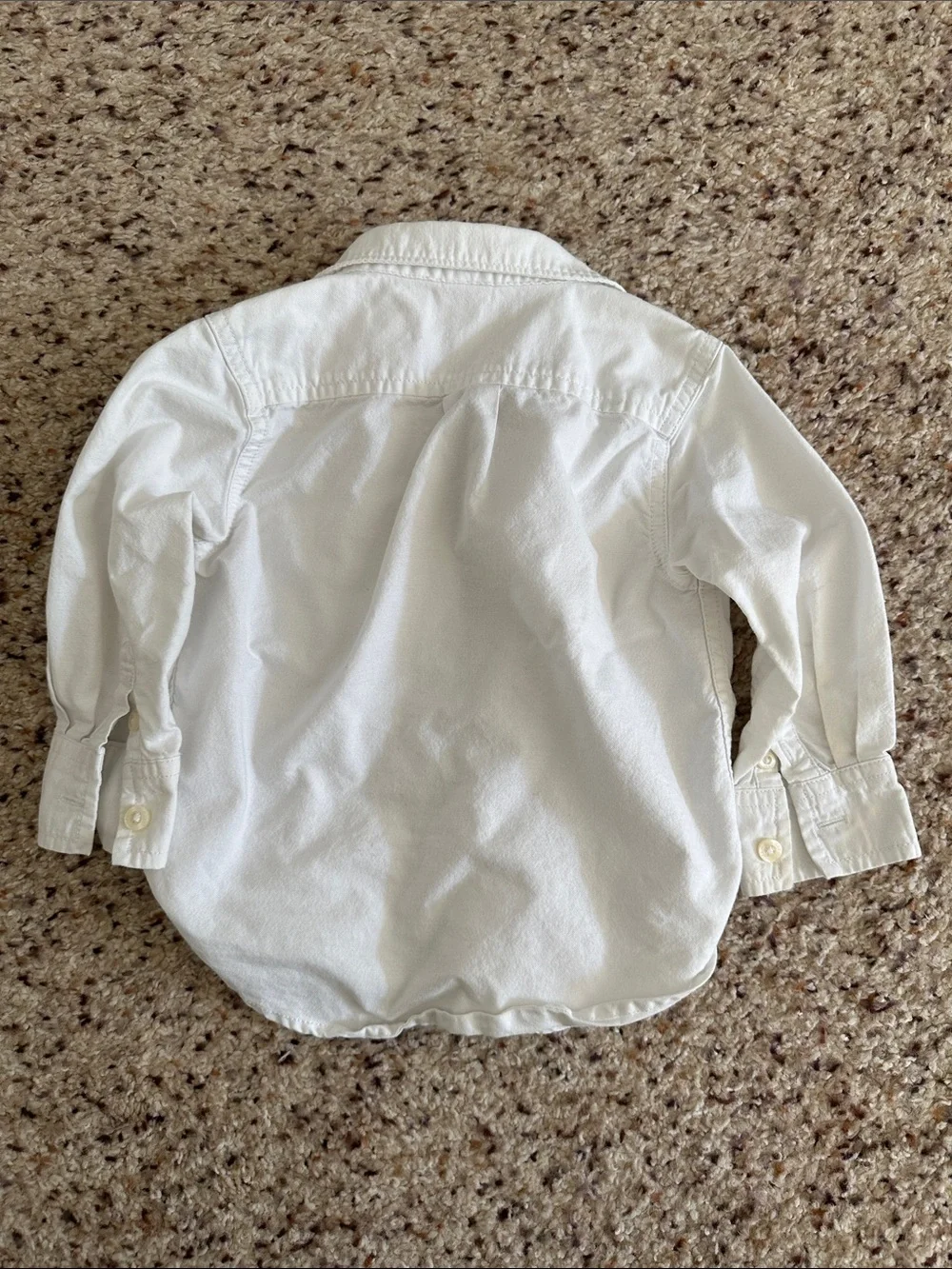 Gap baby Classic White Oxford Shirt in size 18-24 months